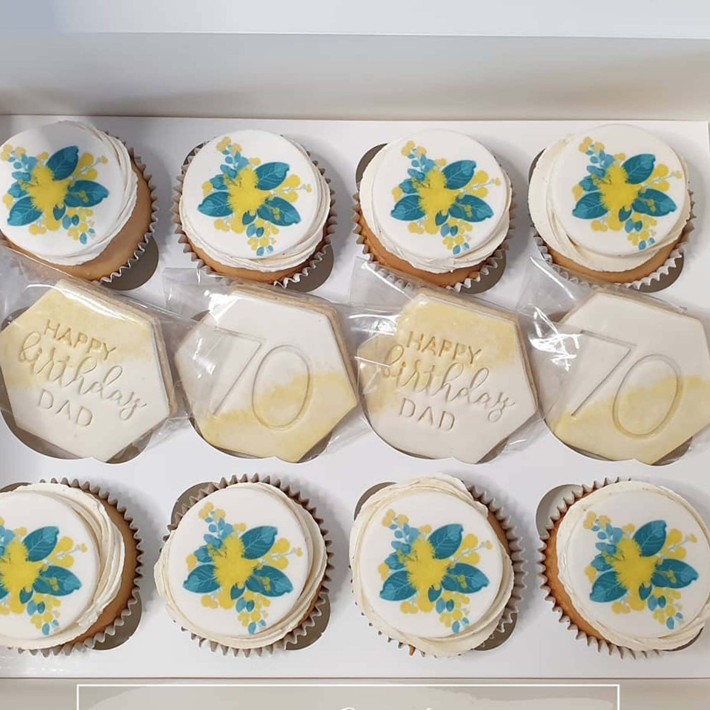 15 x 5 cm Pre - cut Standard Cupcake Custom Edible Icing Images - printsoncakes - Edible Image service provider
