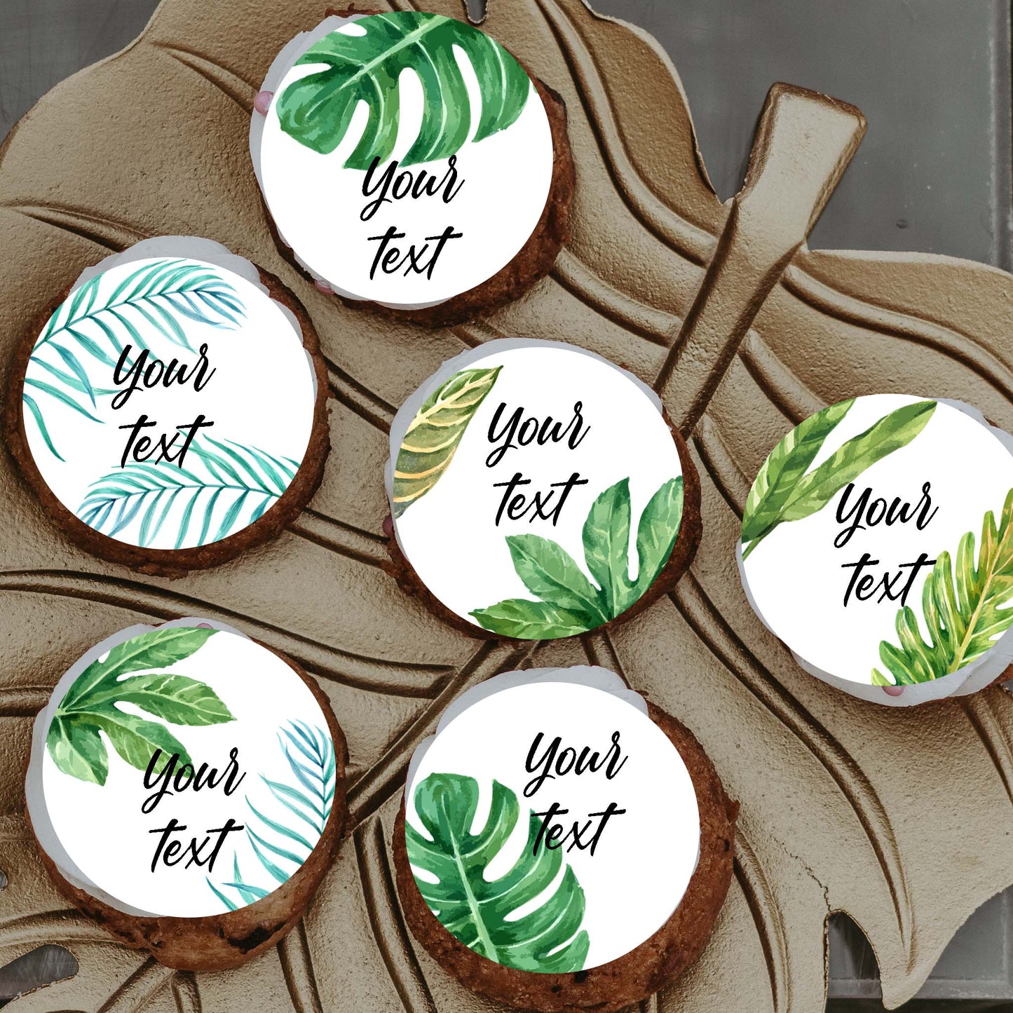 Add a touch of the tropics to any tropical theme party with these Personalised Tropical Leaves' edible icing prints. 