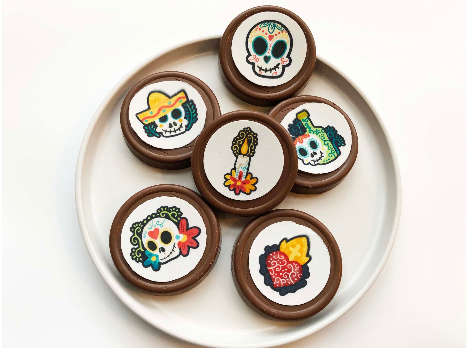 Day of Dead Skulls – 5cm (2 inch) Cupcake Icing Sheet – 15 Toppers Per Sheet Edible Cake Topper, Edible Cake Image, ,printsoncakes
