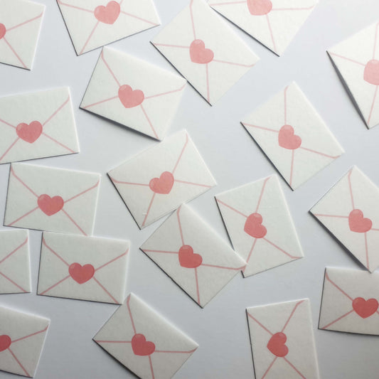 Decorate your cupcakes, cookies or any sweet treat with these cute edible wafer card envelopes with Love Heart. Perfect for Valentine's day decorations. 